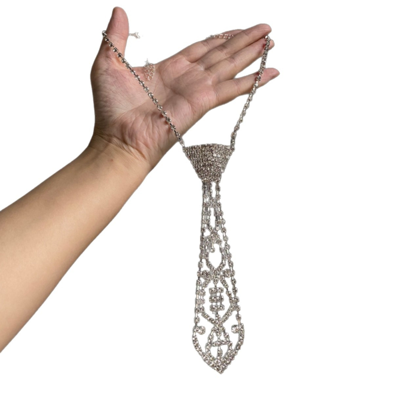 Geometrijski trokutasti viseći nakit s dijamantnom umetkom, minimalistički stil, choker za ključnu kost, luksuzni ženski nakit
