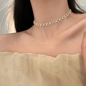 Biserni choker ogrlica s lančićem za ključnu kost, ženski nakit, nišni dizajn, lagani luksuz