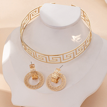 Set nakita: naušnice s kružnim šupljim dizajnom i Hui motivom te choker ogrlica s motivom Velikog kineskog zida, retro euro-američki stil