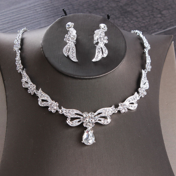 Koreanski stil vjenčani set: ogrlica i naušnice od legure sa rhinestones
