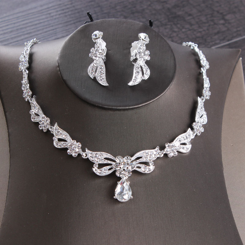 Koreanski stil vjenčani set: ogrlica i naušnice od legure sa rhinestones