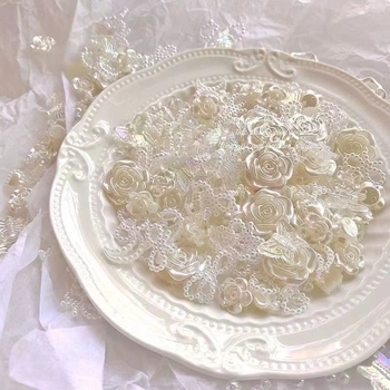 DIY kremasti barokni leptir s biserom i ružom – materijal za nakit za telefon