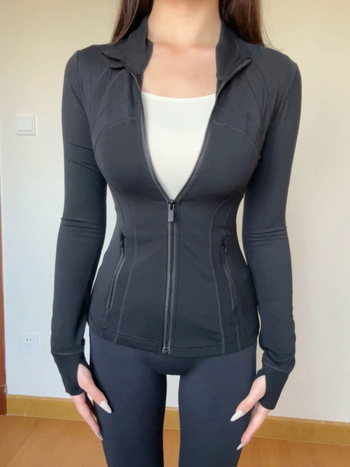Ženska sportska jakna za jogu i fitness, uski kroj, tanak materijal, dugi rukavi, proljetni kratki stil, japansko-korejski casual
