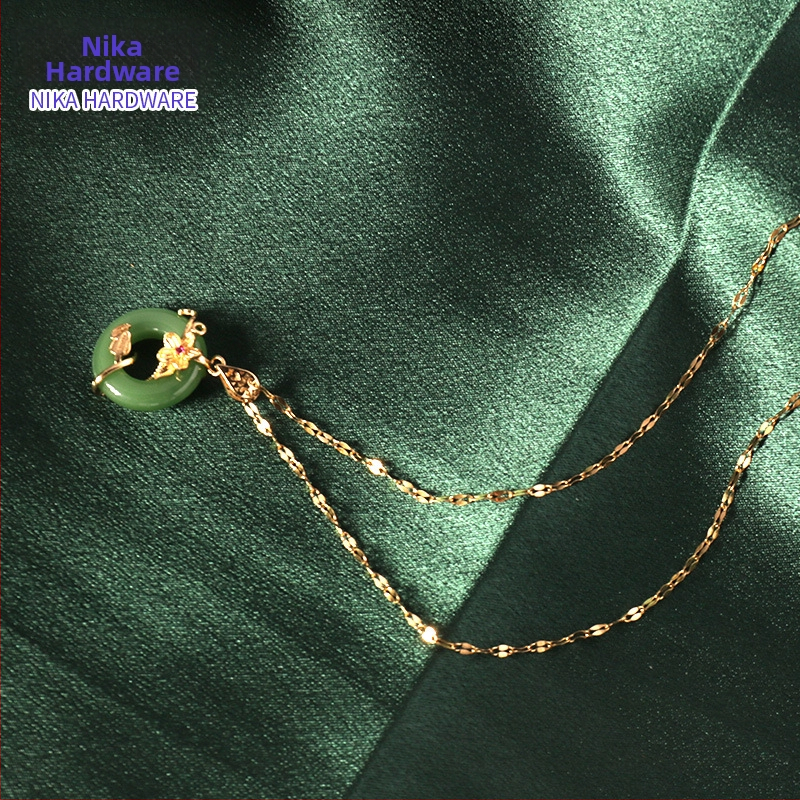 Zeleni lotos privjesak na lančiću, kineski stil, minimalistički dizajn, titan čelik, podesiva duljina 21–50 cm, za žene