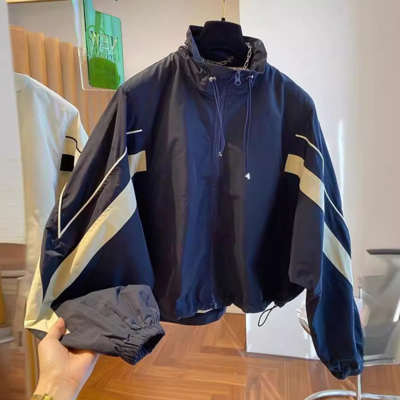 Ženska vjetrovka s stojećim ovratnikom, šnira za pričvršćivanje, široka ležerna silueta, proljetno-jesenski model, baseball stil