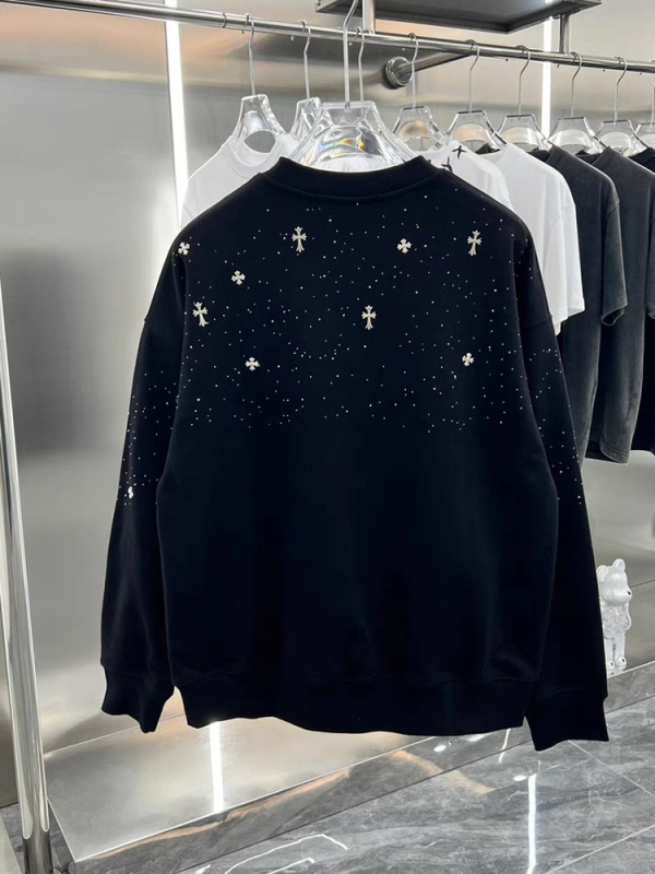 Есенен мъжки суитшърт с метален кръст и rhinestones, звездна украса, кръгло деколте, дълги ръкави, памук combed