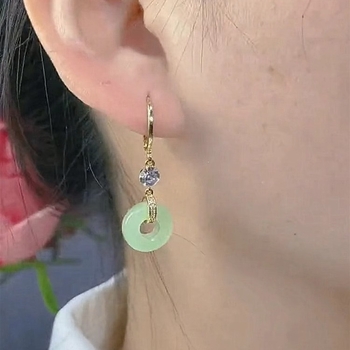 Novi dugi naušnici s palaćnim starinskim štihom, sigurnosnim kopčama, imitacijom jadeita, elegantan retro dizajn za žene