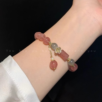 Chufu ženski narukvica Strawberry Crystal ružičasta — nišni dizajn, nježan luksuzni nakit