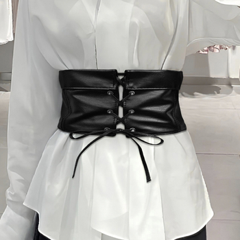 Centură foarte lată din piele artificială, accesoriu versatil pentru cămăși, fuste și pulovere