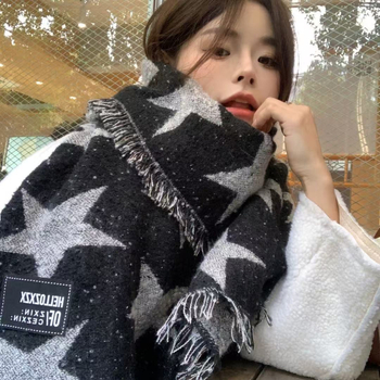 Amerikai stílusú csillagmintás sál, vastag és meleg téli darab, kockás mintázattal, hosszú 200 × 60 cm, bojtokkal, uniszex