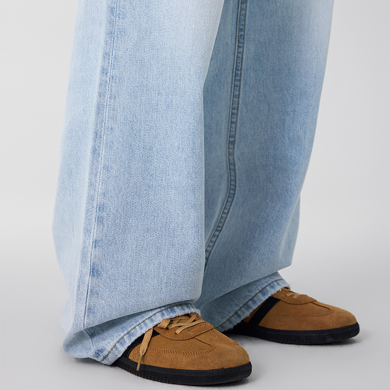 Cleanfit Glacier Blue дънки за мъже – леки, дишащи деним с прав крак за всекидневно носене