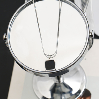Minimalistička crna kvadratna ogrlica s geometrijskim privjeskom, titan čelik, unisex, duljina 41–50 cm, zmijasti lanac, izdanje 2022