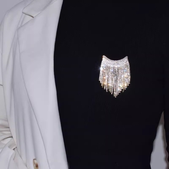 Ženska broš s kristalima i resicama, luksuzan i elegantan ukras za kardigan i kaput