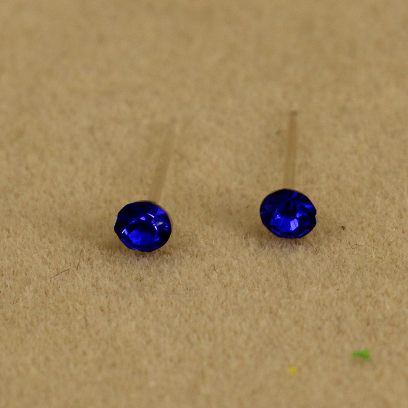 Kutija s 100 pari naušnica s kristalima promjera 4/6/7 mm, plastični postovi, stil Konstelacije
