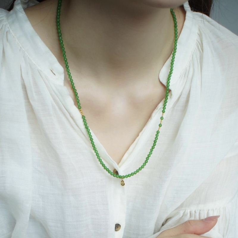 Prirodno zelena ogrlica s jade privjeskom, novi kineski stil za pulover