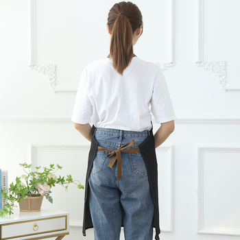 Denim pregača za kuhinju s trakom oko vrata, otisak logotipa i izšivka