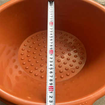 Удебелена пластмасова кофичка за крака за домашна употреба с масажна функция