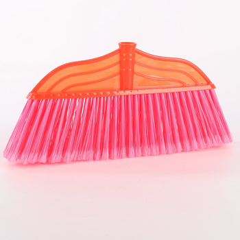 Műanyag tisztító seprű cserélhető fej kemény és puha sörtékkel, fa nyéllel – készlet gyáraknak, műhelyeknek, iskoláknak és higiéniai egységeknek