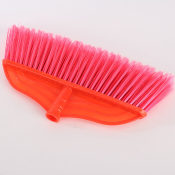 Műanyag tisztító seprű cserélhető fej kemény és puha sörtékkel, fa nyéllel – készlet gyáraknak, műhelyeknek, iskoláknak és higiéniai egységeknek