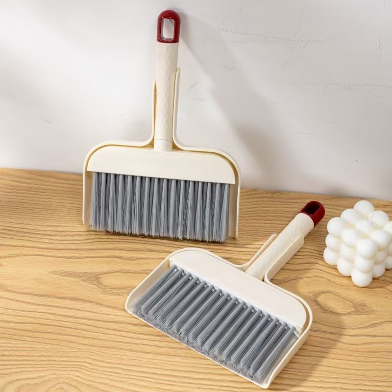 Asztali tisztító készlet – mini porlap és seprű