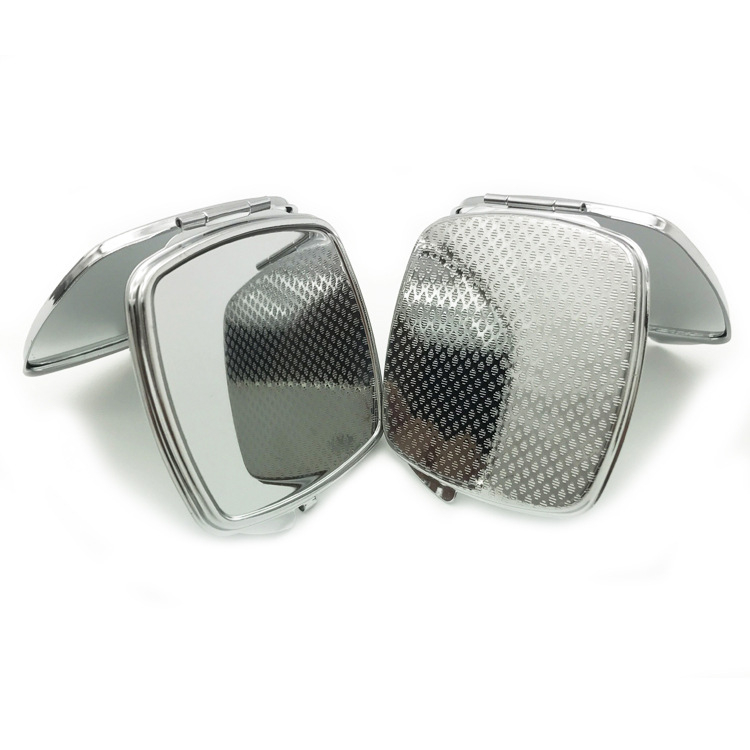 Oglindă de machiaj pliabilă, portabilă, cu ramă metalică rotunjită, în formă pătrată, compactă 67×67×8 mm