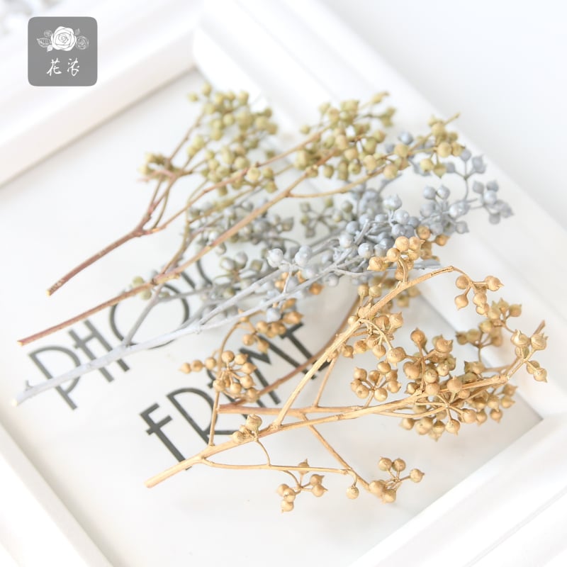 Υλικά DIY διατηρημένων λουλουδιών με star anise και millet seeds για στεφάνι με γυάλινο θόλο