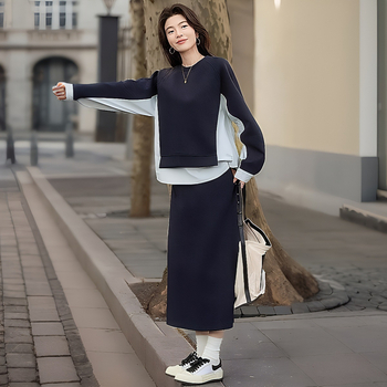корейски стил двучастков комплект: суитшърт и пола с цепка, ежедневен моден костюм за жени, есен-зима 2025