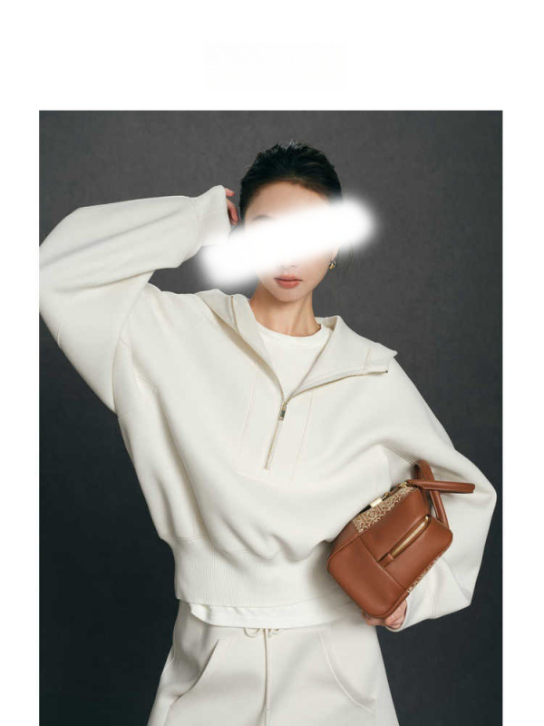 Пролетен спортен тенис комплект: суитчър с качулка, бял, ежедневен стил, къса пола с големи джобове