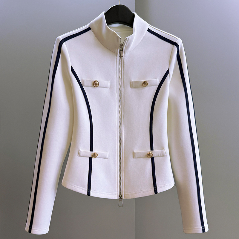 Дамски есенен спортен костюм: модерен тясно прилепнал пуловер с висока яка и патчворк детайли, широки панталони, две части