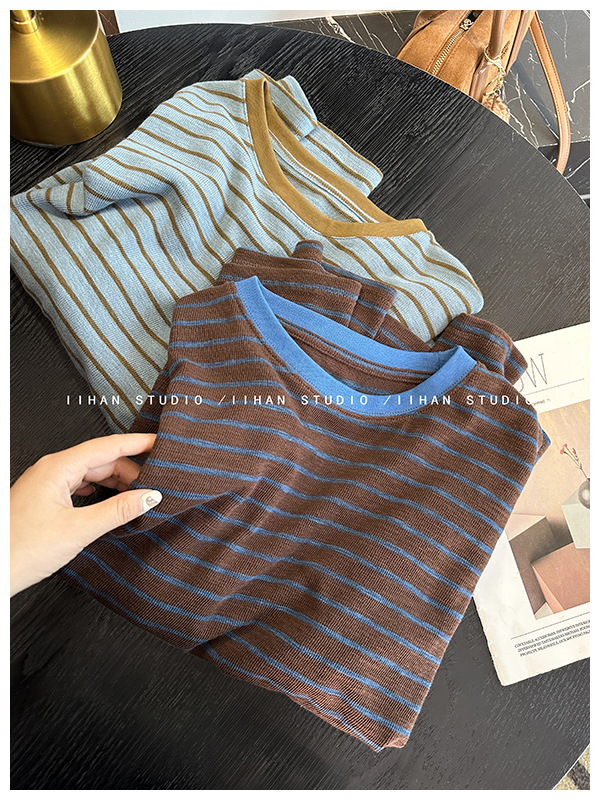 Ženski pleteni top za jesen uz kontrastne pruge, slobodan kroj, okrugli izrez, dugi rukavi, retro casual stil