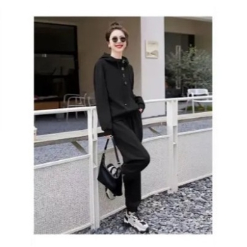 Дамски спортен комплект 2025 пролет–есен, свободен силует, модерен стил, суитшърт и долнище, плюс размер