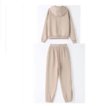 Дамски спортен комплект 2025 пролет–есен, свободен силует, модерен стил, суитшърт и долнище, плюс размер