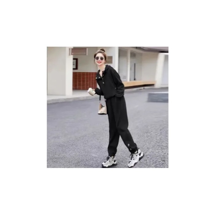 Дамски спортен комплект 2025 пролет–есен, свободен силует, модерен стил, суитшърт и долнище, плюс размер