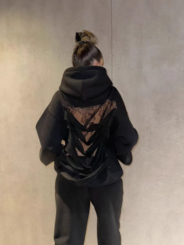 Ženski fleece hoodie s rasparenim čipkastim prozirnim panelima i patchworkom, dugi rukavi, casual streetwear, hip-hop stil