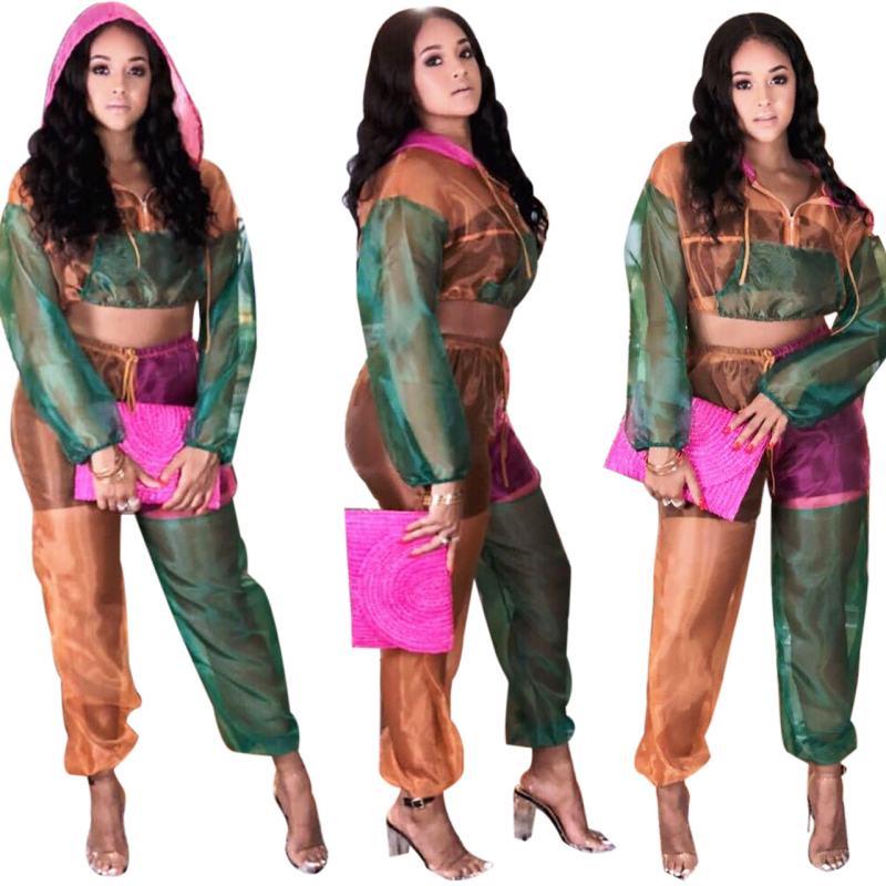 M806 Дамски мрежест костюм с качулка и панелни шевове, спортно-готически стил, къси панталони