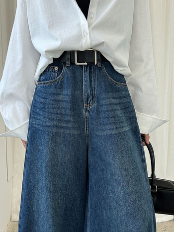Ženske traperice s širokim nogama, opuštena ravna silueta, oprani denim, jesen 2025, model 33111