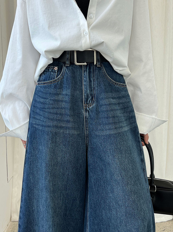 Ženske traperice s širokim nogama, opuštena ravna silueta, oprani denim, jesen 2025, model 33111