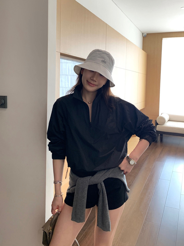Yuanpai Bluepops Mia-M009 Casual šorts s visokim strukom, ravni kroj, minimalistički stil