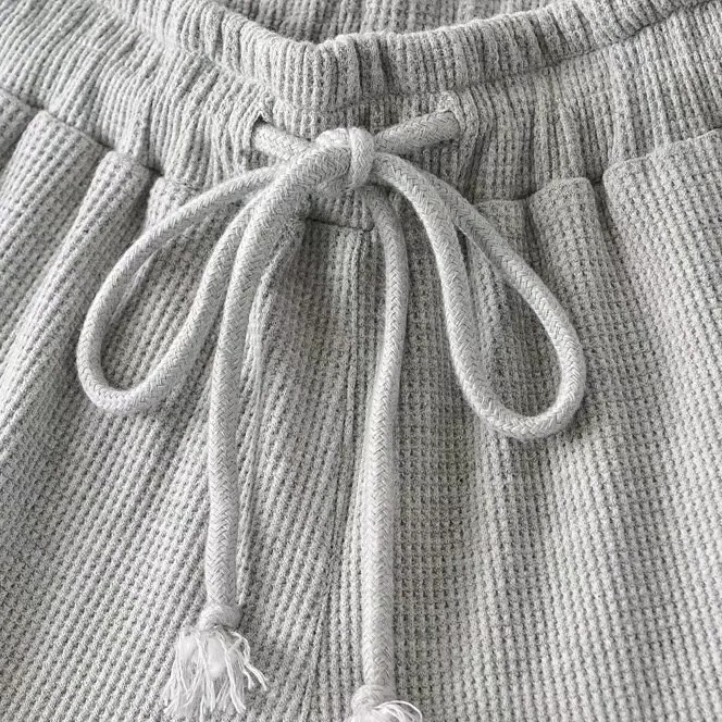 Ženski casual šorts s čipkastim rubom i waffle uzorom, ljetni, elastičan pojas s vezicom, volani rub, sportski stil