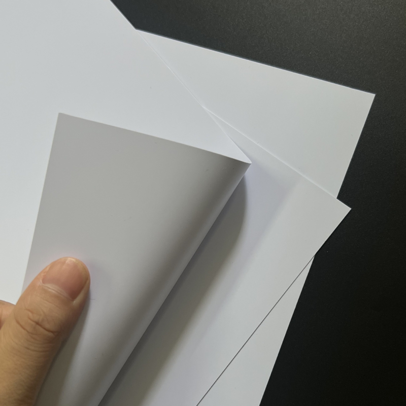 PVC list mat bijela i mat crna, vatrootporan izolacijski plastični film, čvrsta ploča za tisak i izrezivanje
