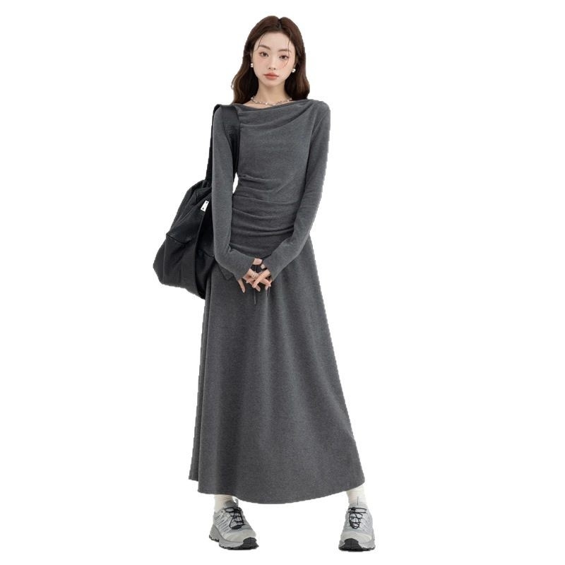 Двучастен комплект за жени: дълъг ръкав, висока талия, неравномерно горнище и пола, есен 2024