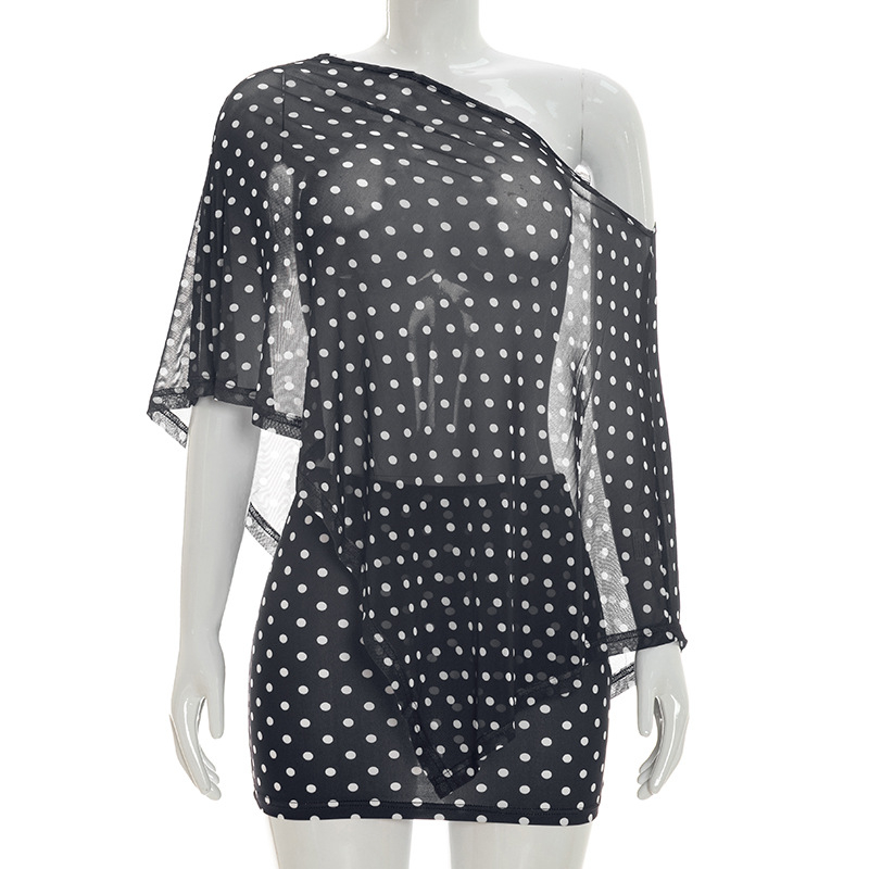 D25ST507 Женски зимен комплект от две части: горнище с шал и молив-пола с принт на лапи