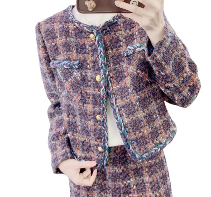 Двукомпонентен костюм: сако и пола, стил светска дама, вдъхновен от Chanel, есен-зима 2025