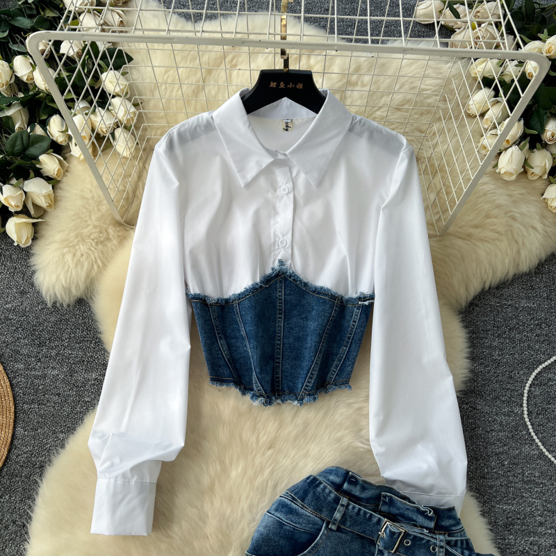 Korejskog stila košulja s dugim rukavima i patchwork detaljima uz pojas u struku, denim midi suknja, dvodijelni set
