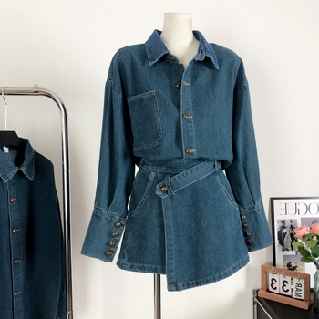 Ženski dvodijelni denim set za sitniju figuru, jesen 2024, nova moda, ležerno elegantan komplet s košulom i suknjom