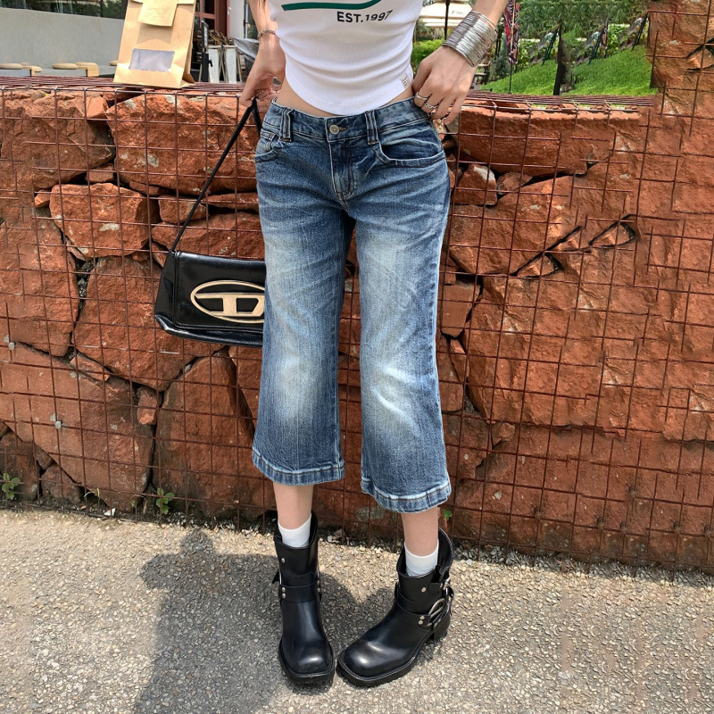 Ženske bootcut traperice od denima, niska struka, elastične, cropped dužine, retro stil, jesen 2025