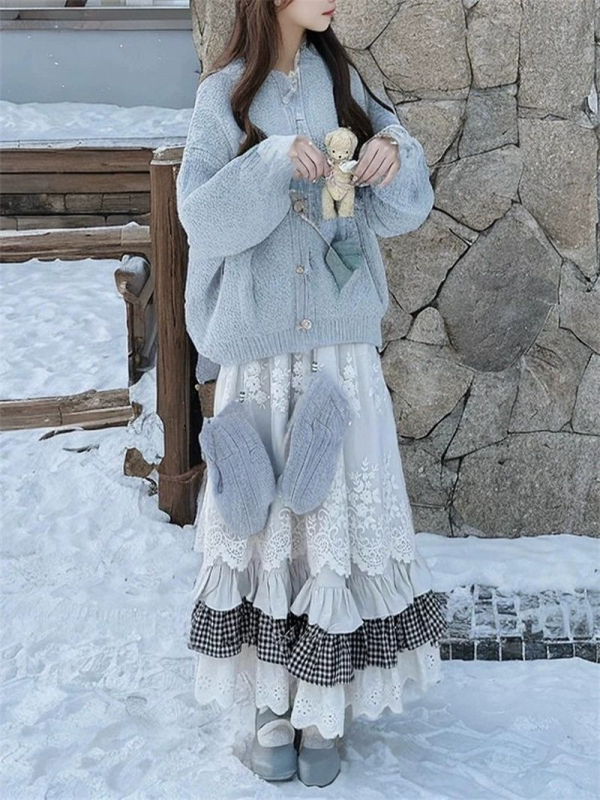 Slatki retro šumski stil, visoki pojas, vizualno sužavajuća silueta, midi suknja s patchwork detaljima, A-linija, zimski model