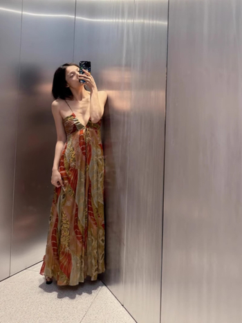 Ženska midi haljina bez rukava s V-izrezom, otisak, A-linija, visoki struk, ljeto 2025, resort stil