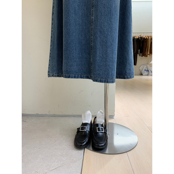 Duga A-linijska suknja od pamuka denim, visokim pojasom, retro pranjem