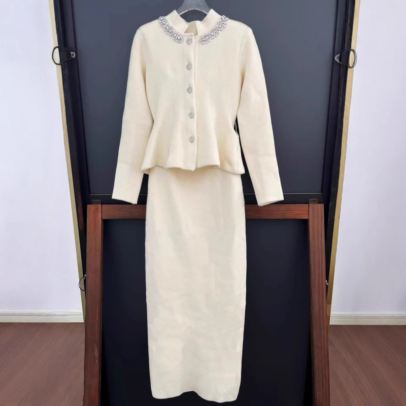 Jesenska pletena haljina s volanima na rubu, nježan i elegantan društveni stil, dugi rukavi, visok struk, maksi duljina
